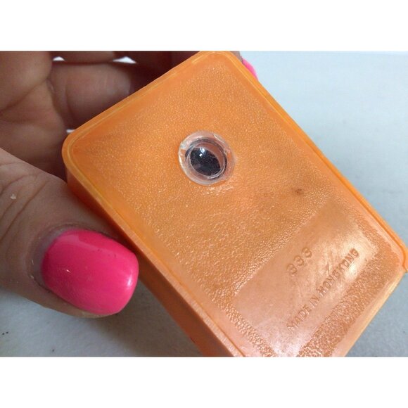 Vintage Virginia Beach Souvenir Viewer 8 Views Hong Kong - Picture 4 of 6